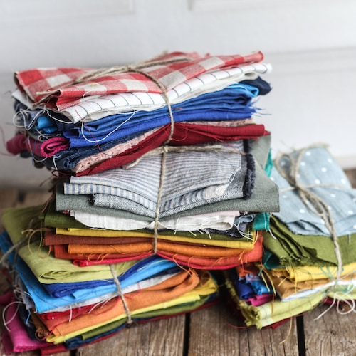 Natural linen remnants, linen scraps bundle, washed colored linen offcuts bundle, linen fabric remnants, linen for quilting, linen swatches