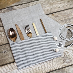 Linen cutlery roll, travel utensil case, cutlery bag for lunch, reusable utensil pouch, zero waste lunch bag, rough linen silverware keeper