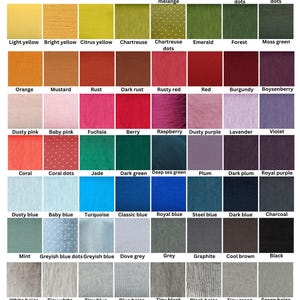 Puede incluir: Una carta de colores de muestras de tela de lino con diferentes colores y patrones. La carta incluye colores como blanco, blanco roto, vainilla, arena, mezcla natural, puntos naturales, puntos blancos naturales, puntos negros naturales, amarillo claro, amarillo brillante, amarillo c&iacute;trico, chartreuse, puntos chartreuse, esmeralda, bosque, verde musgo, naranja, mostaza, &oacute;xido, &oacute;xido oscuro, rojo &oacute;xido, rojo, burdeos, mora, rosa polvoriento, rosa beb&eacute;, fucsia, baya, frambuesa, morado polvoriento, lavanda, violeta, coral, puntos coral, jade, verde oscuro, verde mar profundo, ciruela, ciruela oscura, morado real, azul polvoriento, azul beb&eacute;, turquesa, azul cl&aacute;sico, azul real, azul acero, azul oscuro, carb&oacute;n, menta, puntos azul gris&aacute;ceos, azul gris&aacute;ceo, gris paloma, gris, grafito, marr&oacute;n fr&iacute;o, negro, rayas beiges blancas, rayas beiges blancas peque&ntilde;as, rayas beiges azules peque&ntilde;as, rayas beiges azules, rayas beiges negras peque&ntilde;as, rayas beiges negras, rayas beiges verdes peque&ntilde;as, rayas beiges verdes, cuadros beiges blancos, cuadros beiges grises, cuadros beiges azules, cuadros beiges rojos, cuadros blancos negros, flores de lavanda, rayas negras blancas apagadas, puntos dorados.