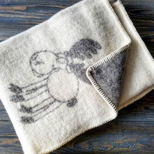 Wool blanket 90x130cm , natural woolen throw with elks, pure wool, organic wool, cot blanket, baby blanket, war, baby blanket, crib blanket