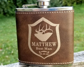 Groomsman Flask Custom Engraved Gift, Personalized Flask Set for Wedding Party, Custom Engraved Leather Flask for Best Man and Groomsmen
