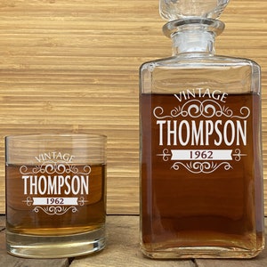 Custom Whiskey Decanter Gift for Dad or Grandpa, Personalized Bourbon Decanter for Husband, Whiskey Lover Gift Set, Groomsman Whiskey Set