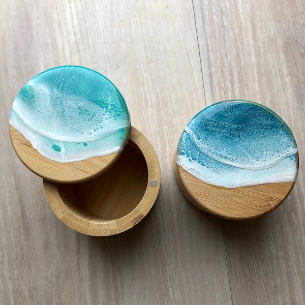 Resin Wave Bamboo Container