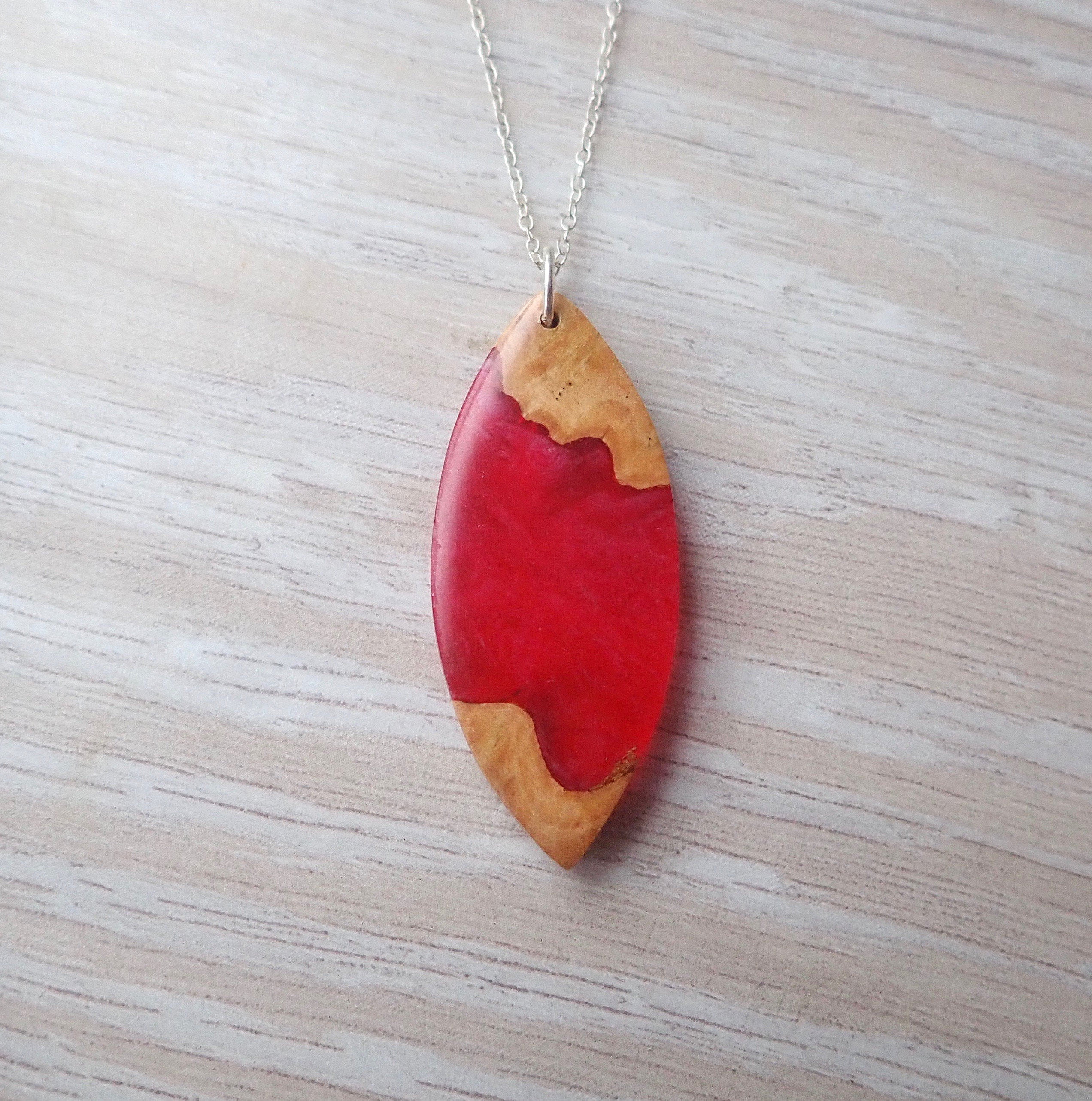 Red cheap resin necklace