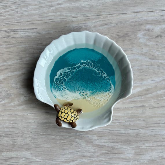 Ceramic Seashell Ring Dish with Sea Turtle