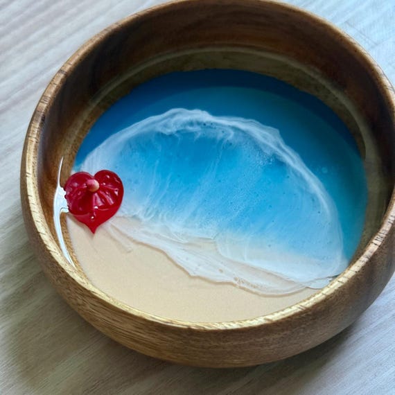Resin Beach Bowl with Anthurium Flower