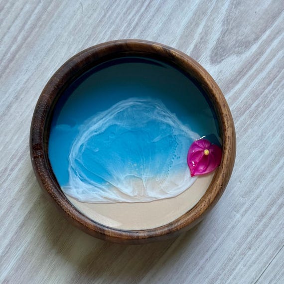 Resin Beach Bowl with Anthurium Flower