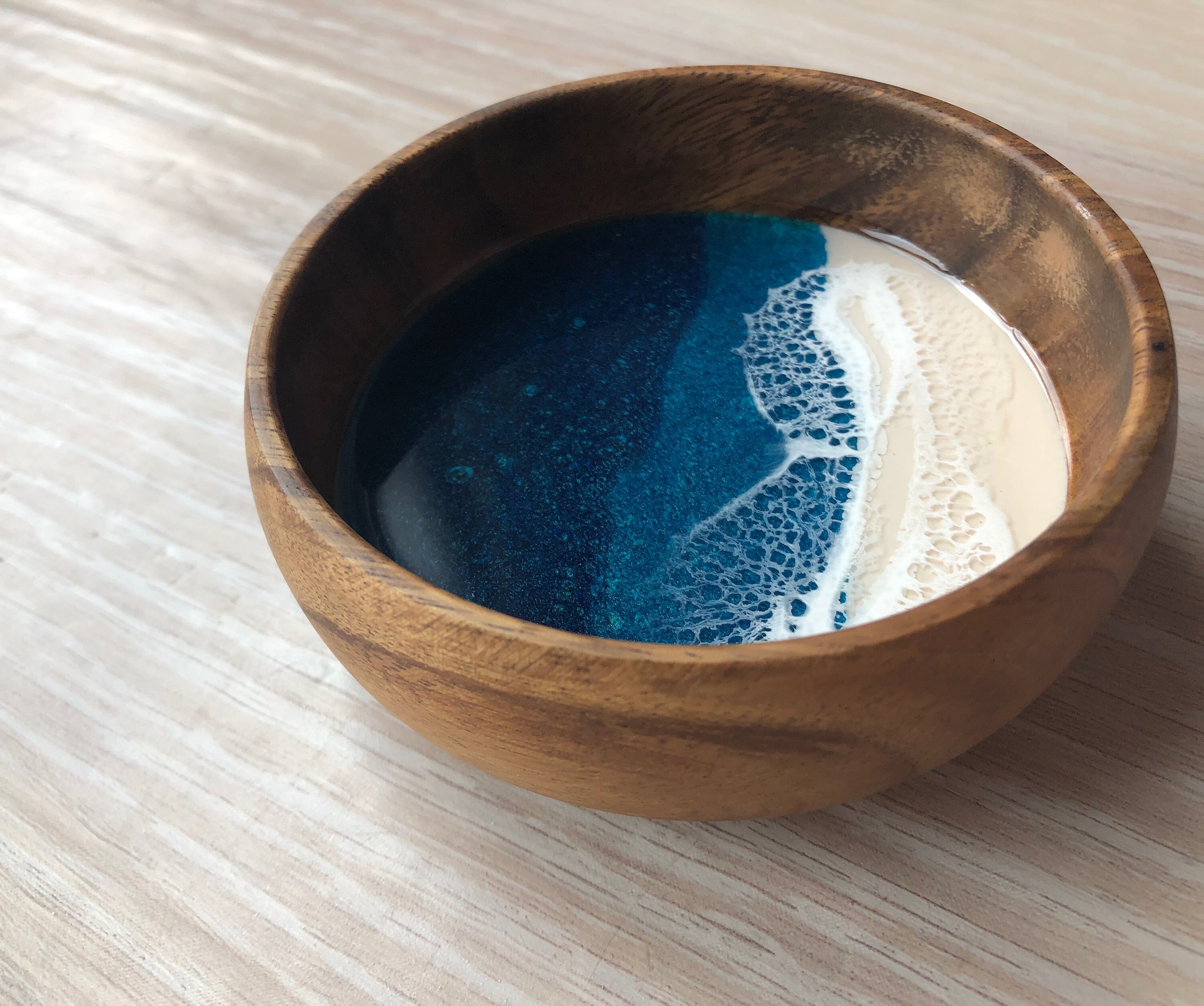 4 Resin Wood Bowl