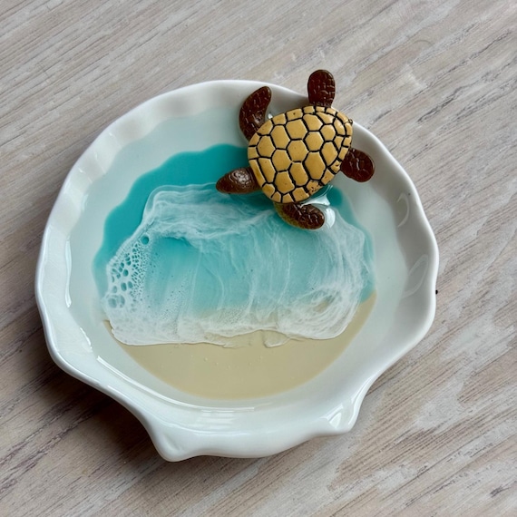 Ceramic and Resin Seashell Ring Dish with Sea Turtle