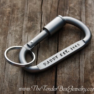 Personalized Carabiner Fathers Gift groomsman gift Wedding favors Wedding gifts Gift Christmas Gift Mother's Day Gift Idea
