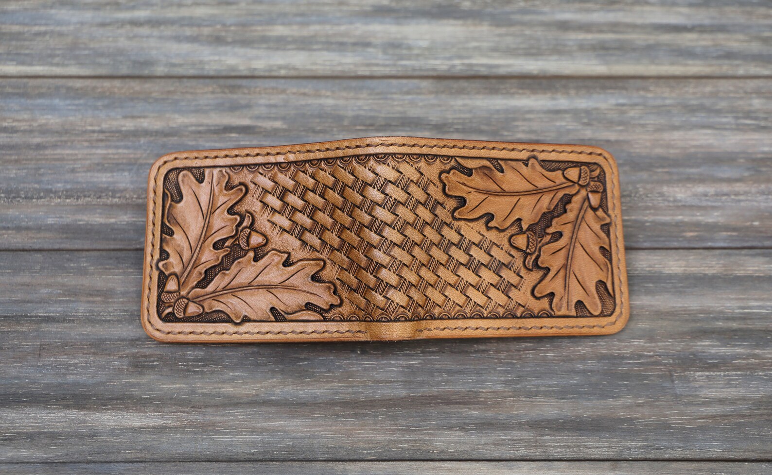 Hand Tooled Leather Bifold Wallet Oak Leaf and Acorn Wallet Etsy Canada