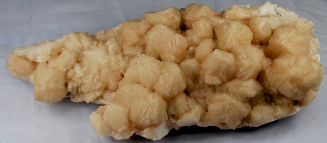 Stilbite 0n Matrix 6.3 Pounds - Etsy