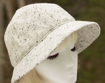 Wool Tweed Cloche Bucket Hat in Light Gray Off-White Donegal Tweed | Women's Retro Cloche Warm Wool Winter Hat