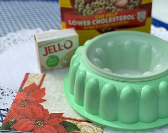 Aunt Bethany Christmas Vacation Lime Jello Mold | Dessert for Festive Party at Clark Griswold's House