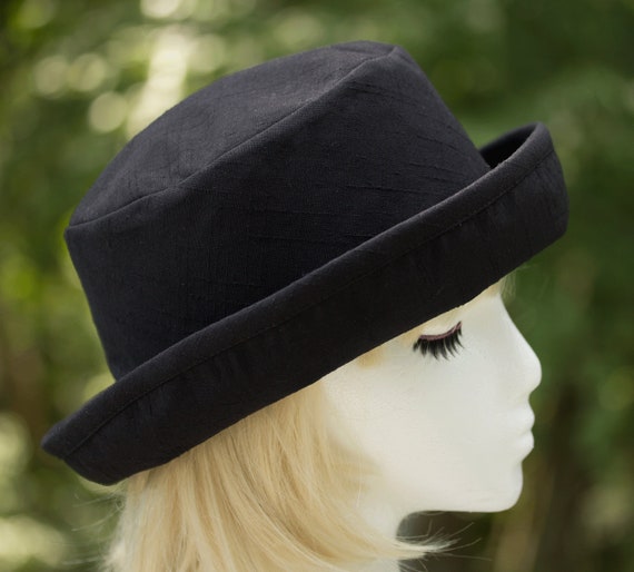 Womens Upturned Brim Hat in Black or Navy Blue Linen Weave Curled