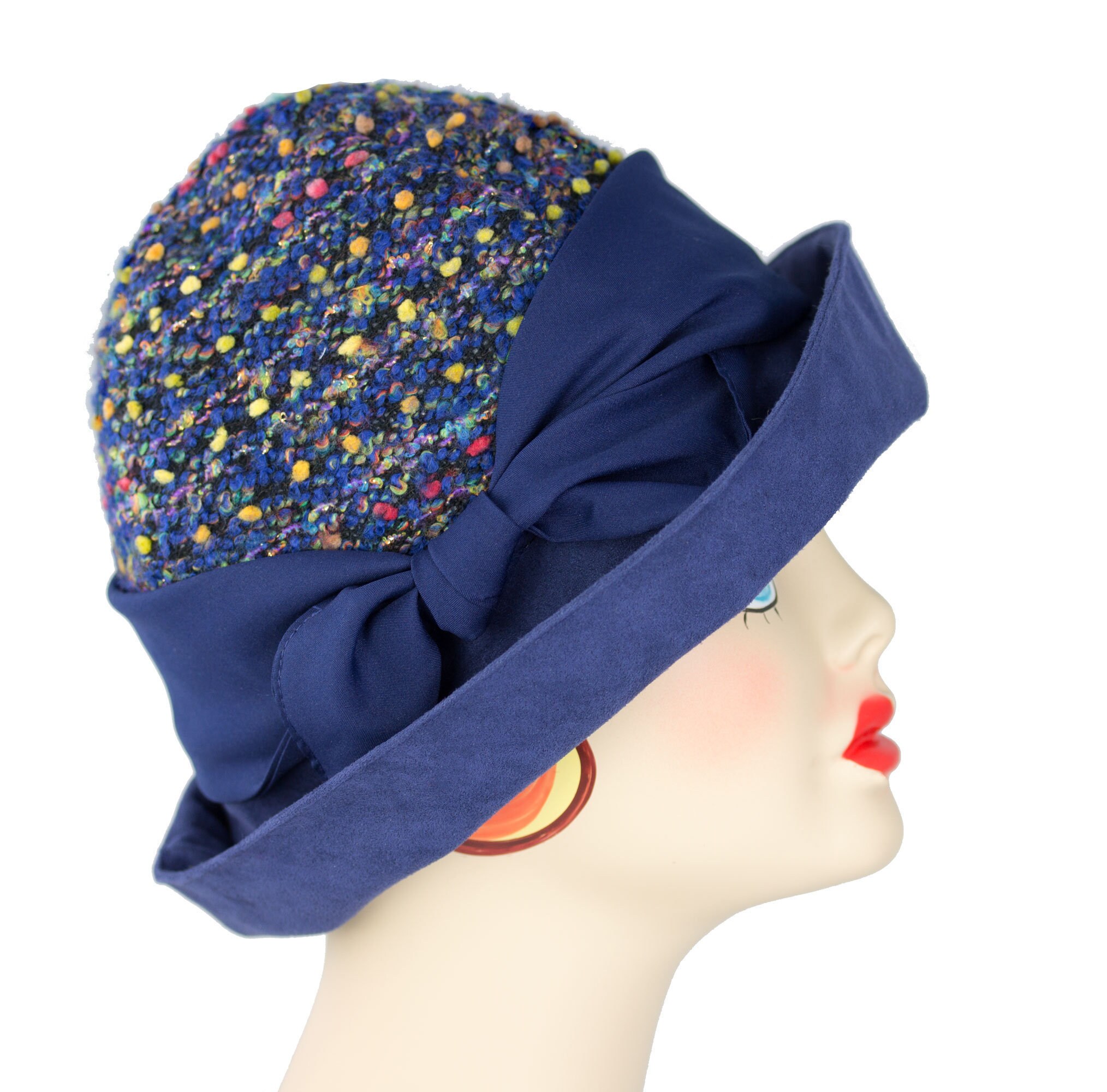 Cloche Hat in Dark Blue With Rolled 