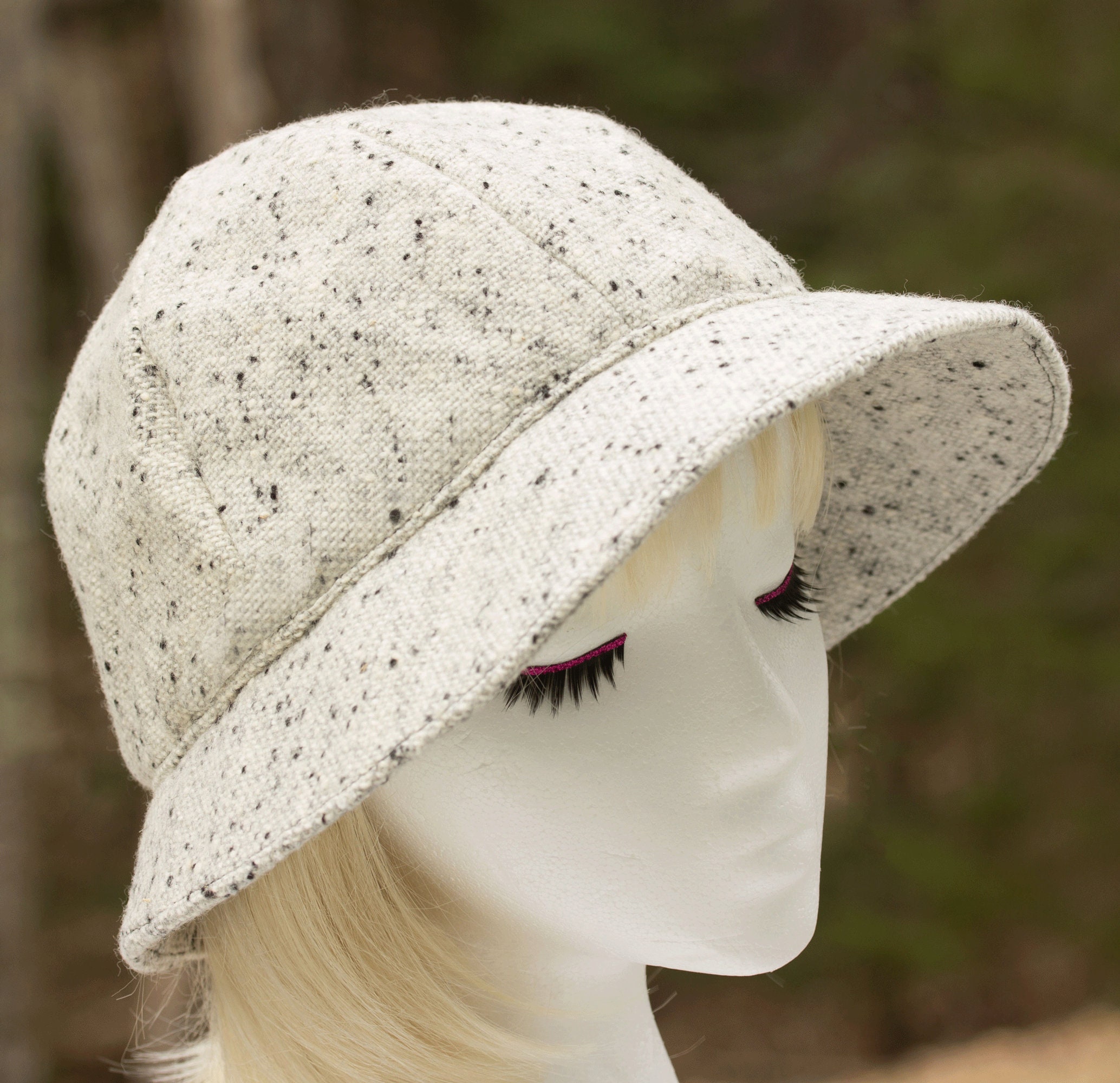 Wool Tweed Cloche Bucket Hat in Light Gray Off-white Donegal 
