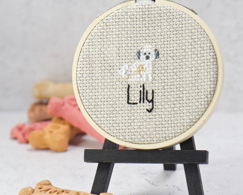 Custom Pet Portrait Mini Personalized Embroidery Cat Gift Cross Stitch Pet Memorial Hoop Art Cute Dog Gift image 2