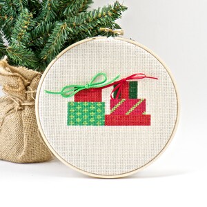 Colorful Christmas Wrapped Presents Cross Stitch Pattern, Modern Cross Stitch Chart, Merry Christmas, Pattern PDF Instant Download