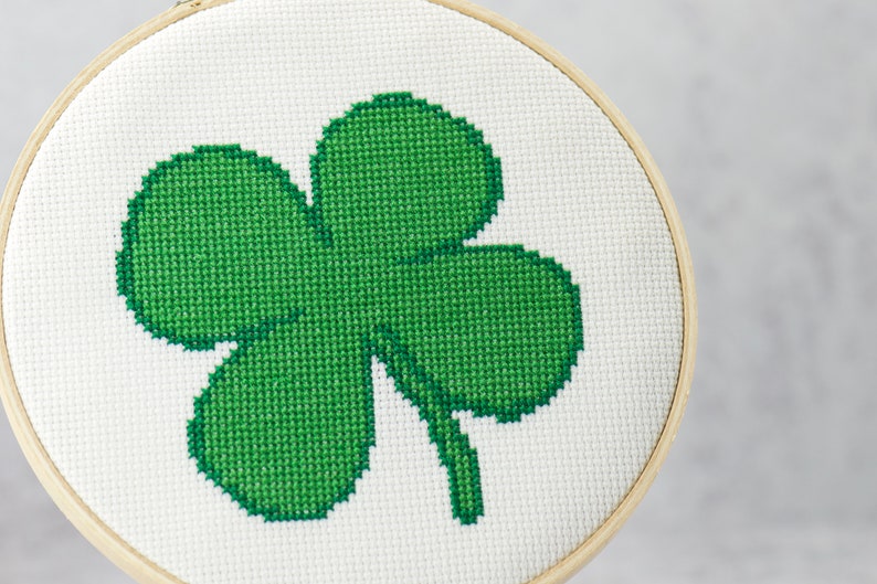 Green Shamrock Cross Stitch Pattern Easy March DIY Craft - Etsy