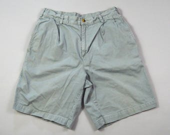 Vintage 1990s Size 30 Pale Sage Green Pleated Shorts by Lands' End