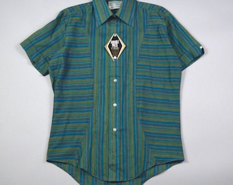 Vintage Deadstock 1960s/1970s Size Medium Green Stripe Mod Style Shirt