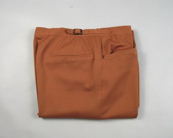 Vintage Deadstock 1960s/1970s Dark Carmel Flat Front Gabardina Pantalones Tamaño 35