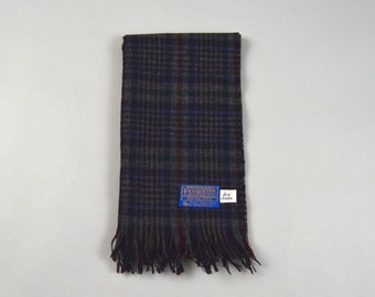 Vintage 1970s Navy and Gray Check Wool Scarf by Pendleton