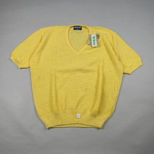 Vintage Deadstock 1980s Size XXL / XXXL Yellow Short Sleeve Knit Shirt