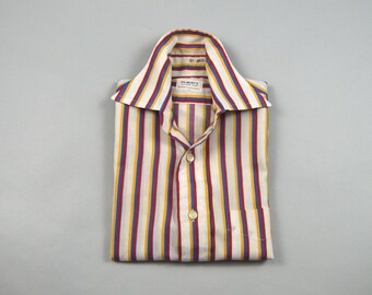 Vintage 1960s/1970s Multi Color Stripe Short Sleeve Shirt by Gant Size Medium