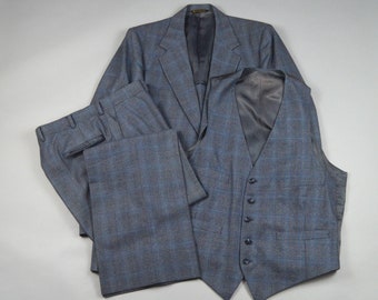 Vintage 1960s/1970s Blue and Gray Glen Plaid 3 Piece Suit Size 42L