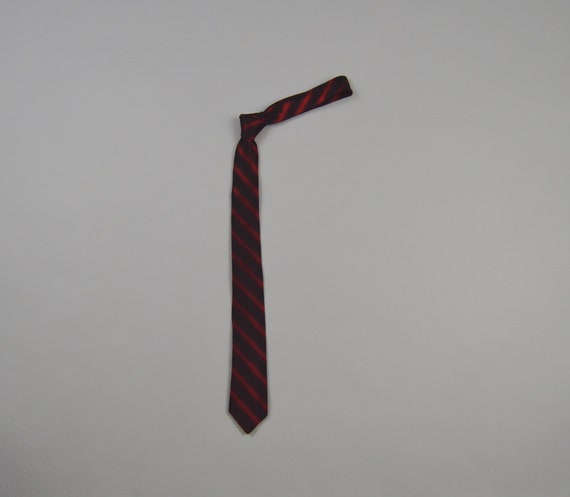 Vintage 1960s Black and Red Stripe Silk Necktie b… - image 1