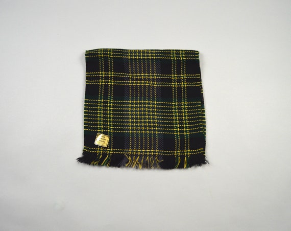 Vintage Deadstock 1960s Green Plaid Scarf - image 2