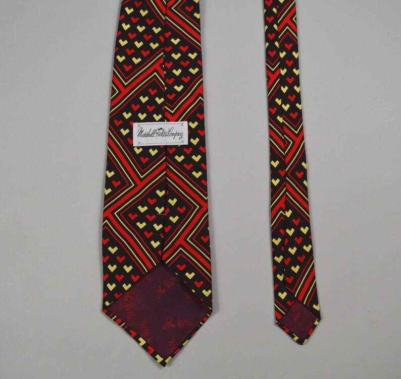 Vintage 1970s Brown Red and Cream Pattern Necktie by John Weitz for Marshall Field image 3