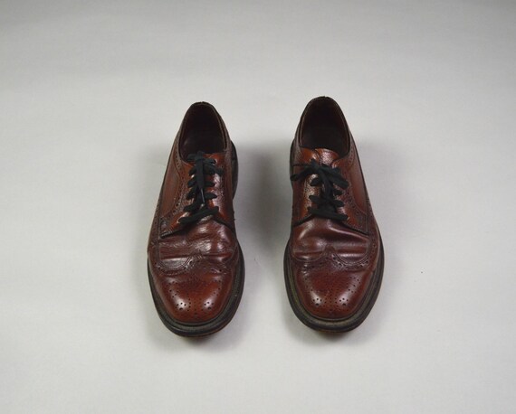 Vintage Size 7.5D Brown Leather Wingtip Gunboat Style Shoes  display picture 1