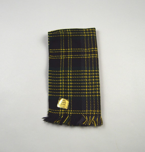 Vintage Deadstock 1960s Green Plaid Scarf - image 1