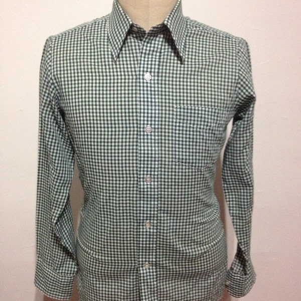 Vintage Green Gingham Button Up Shirt by Montgomery Ward Size Small