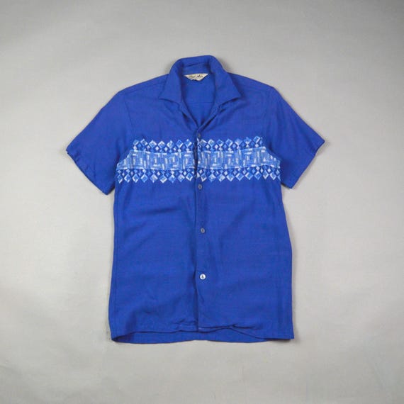 Vintage 1950s Size XS Blue Rayon Embroidered Loop Collar