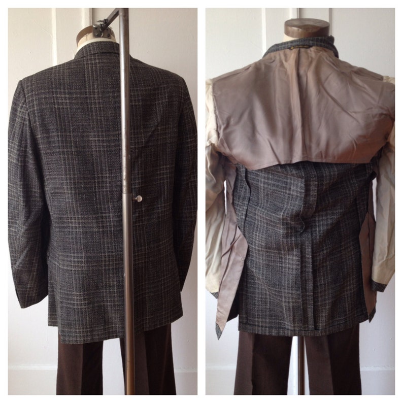 Vintage 1960s GreyBlackWhite Wool Plaid Blazer by Winston Size 41L