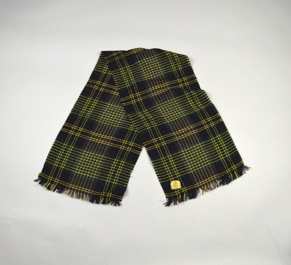 Vintage Deadstock 1960s Green Plaid Scarf - image 3
