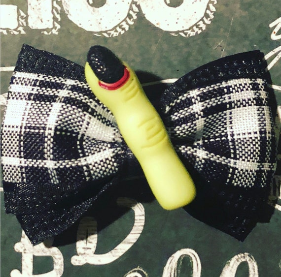 2" Creepy Witch Finger Halloween Mini Bow - Mini Bows - Dog Bows - Halloween Bows - Bows for Girls - Creepy Dog Bows - Halloween Bows