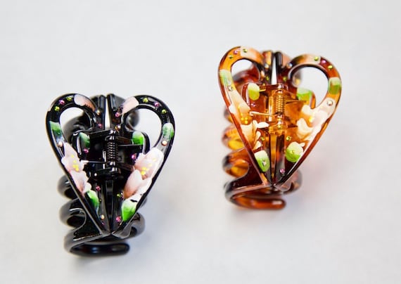 Heart Hair Claw Clip,medium Size Crystal Embellished, Hand  display picture 1