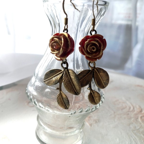 Boucles d'oreilles Art nouveau Fleur Romantique Boucles d'oreilles rétro vintage doré vieillie  bijoux victoriens romantique