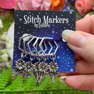 Little Daisy Stitch Marker/Progress Keeper Set - 5 pcs