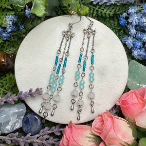 Vintage Clip Earings Shoulder Duster - Etsy display picture 1