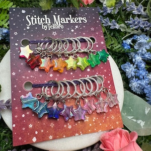 Big Rainbow of Iridescent Stars Stitch Marker/Progress Keeper Set 16 pcs L Ring