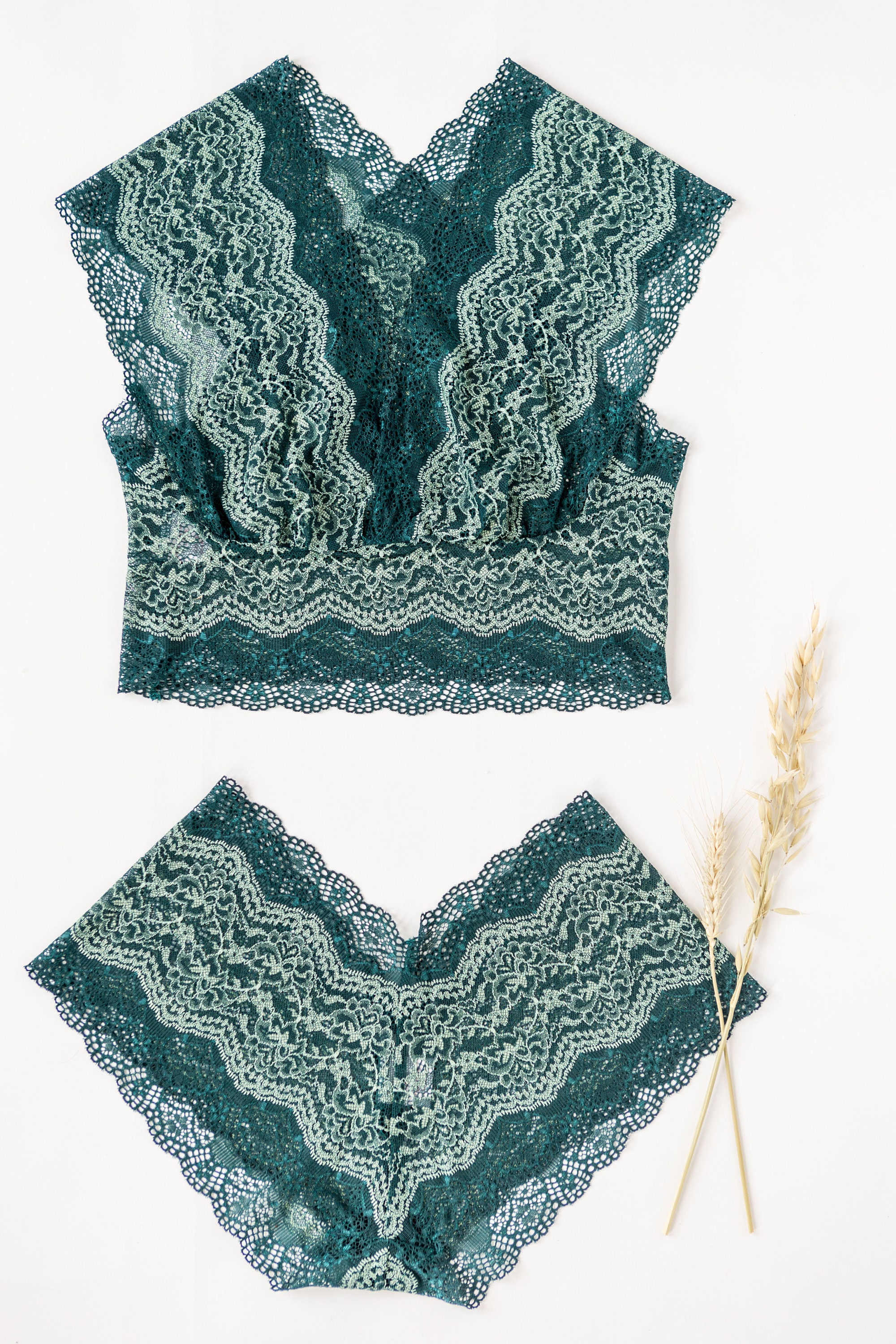 Seafoam Green Lace Lingerie Set Relaxed Lingerie -  Canada