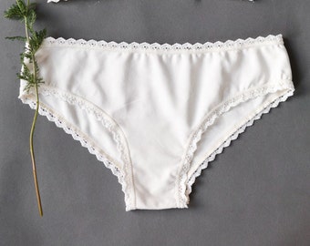 Weißer Slip aus Bio-Baumwolle - bio dessous, bio-unterwäsche, bio-baumwollunterwäsche, handgemachte dessous