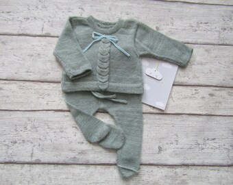 baby girl outfit-jumper with trousers-lace-baby girl clothing set-photography prop-baby shower gift-present-knitted