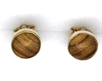 Solid 14K yellow gold stud with olive wood cabochon